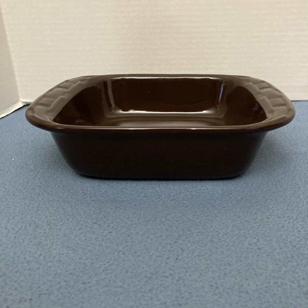 Longaberger Pottery Woven Traditions Chocolate 8"x8" Square Baking Dish - Picture 3 of 8